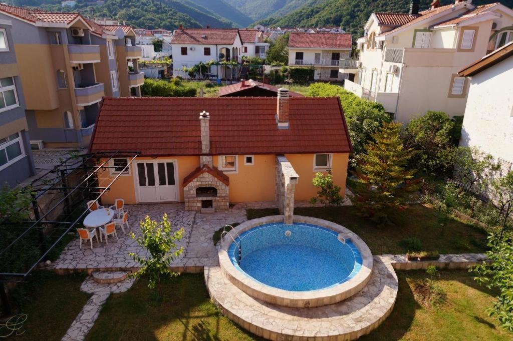 Apartments Apple Cat Montenegro Ko Bijela Exterior foto