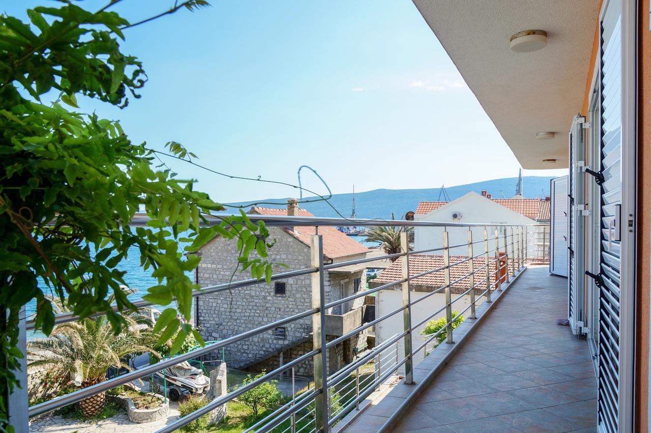 Apartments Apple Cat Montenegro Ko Bijela Exterior foto