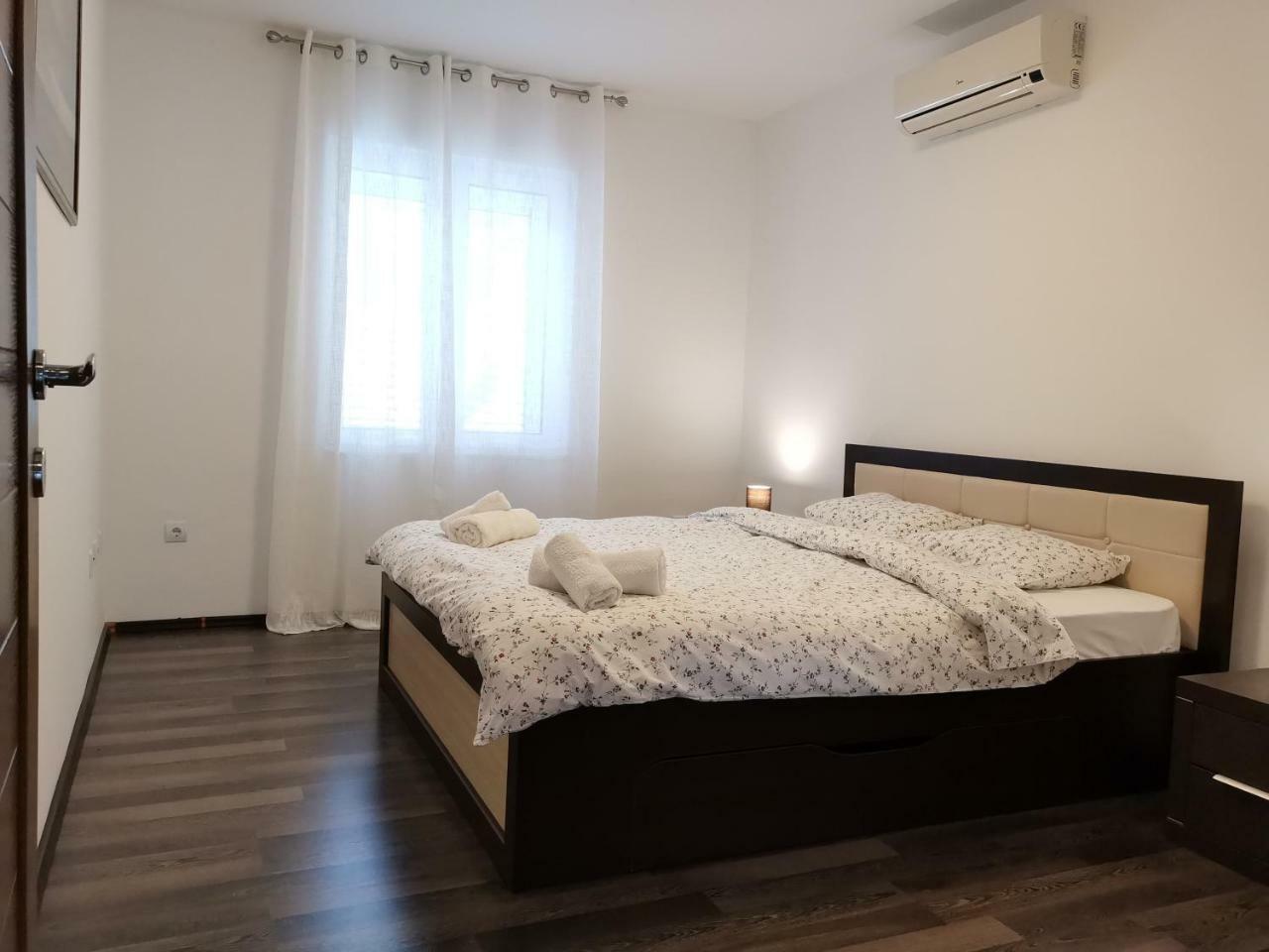 Apartments Apple Cat Montenegro Ko Bijela Exterior foto