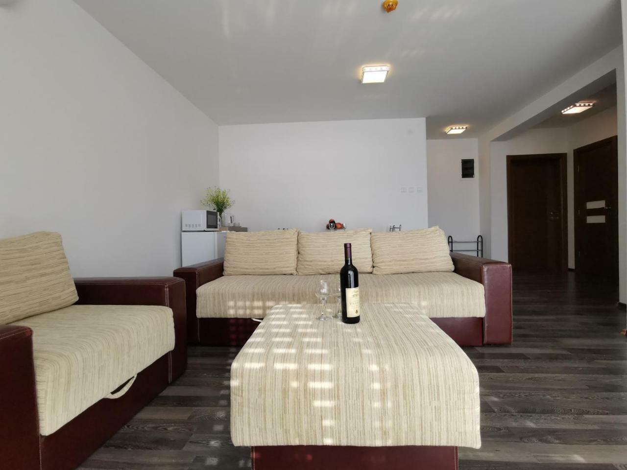 Apartments Apple Cat Montenegro Ko Bijela Exterior foto