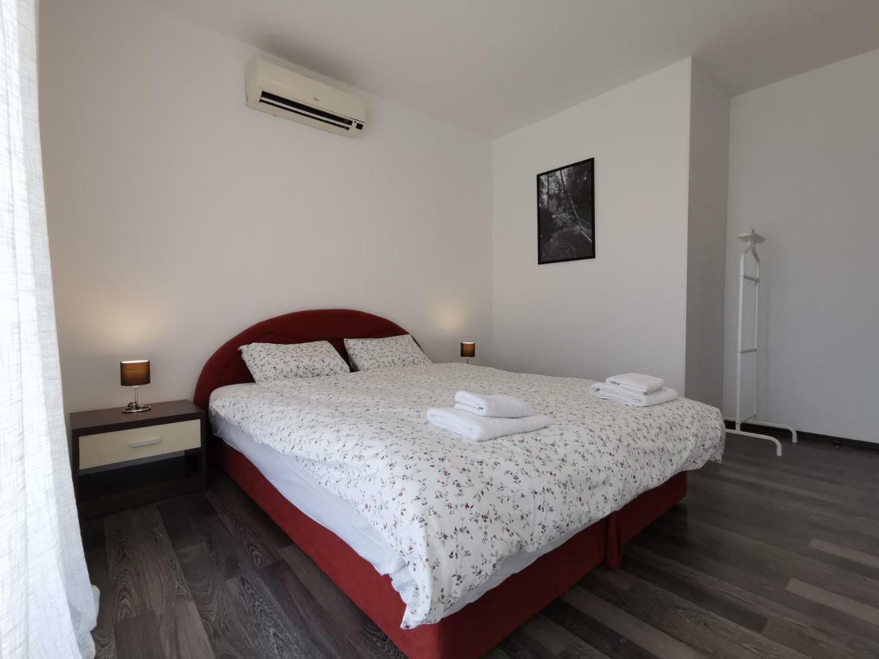 Apartments Apple Cat Montenegro Ko Bijela Exterior foto